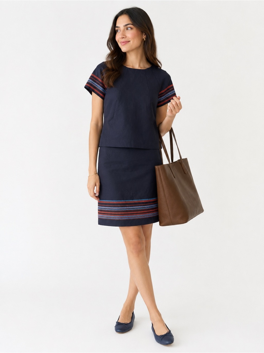 Brooks Brothers Navy Embroidered Top & Skirt 2 Piece Set Size 6/4